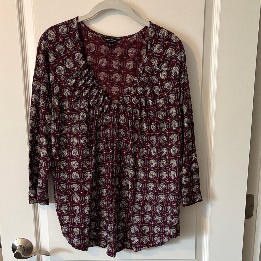 Women’s Burgundy Printed Long-Sleeve Blouse